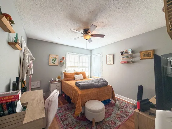 $1,299 | 2705 30th Street, Lubbock, TX 79410