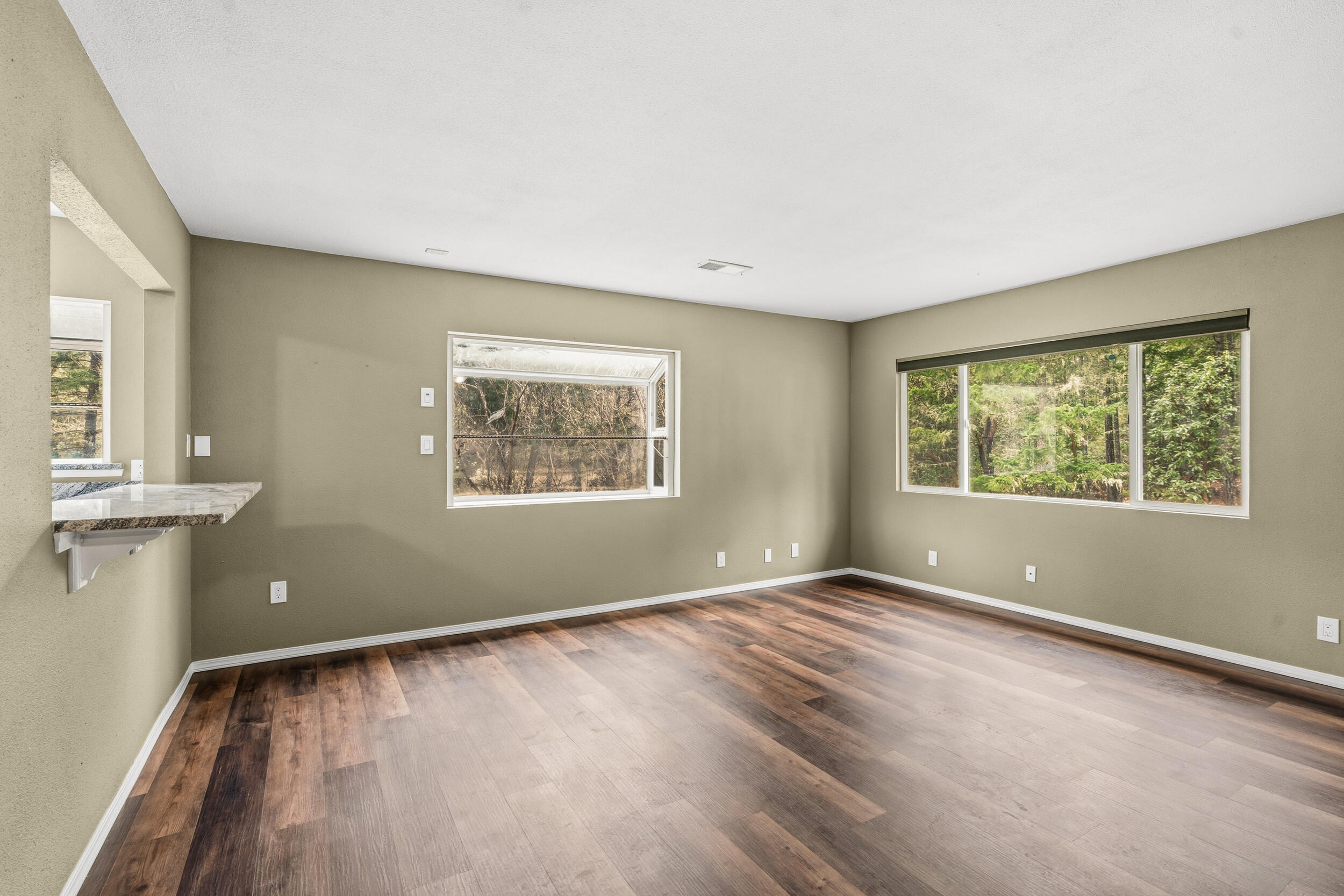 1698 Davis Creek Road Selma, OR 97538 - Photo 14 of 42 13