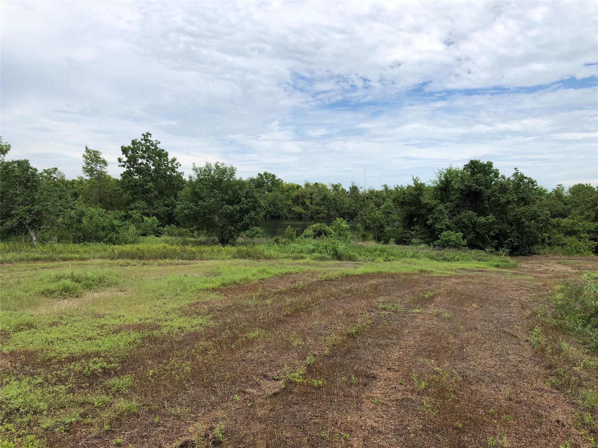 1 Steele Road Highlands, TX 77562 - Photo 20 of 35