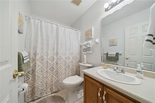 $270,000 | 108 Merion Court, Greensburg, PA 15601