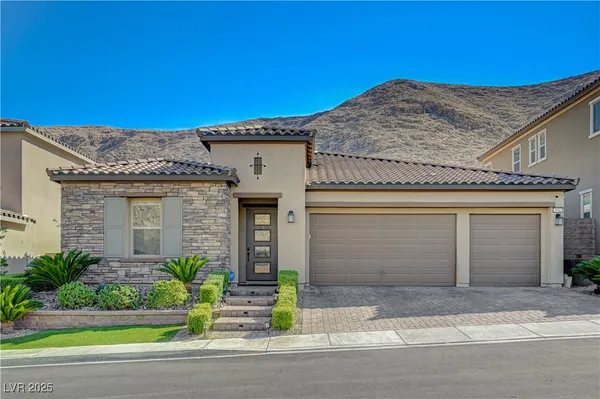 $6,230 | 3943 Reyes Avenue, Las Vegas, NV 89141