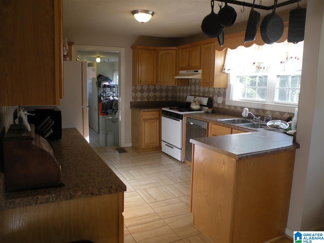 159 5 Oaks Lane Alpine, AL 35014 - Photo 7 of 28