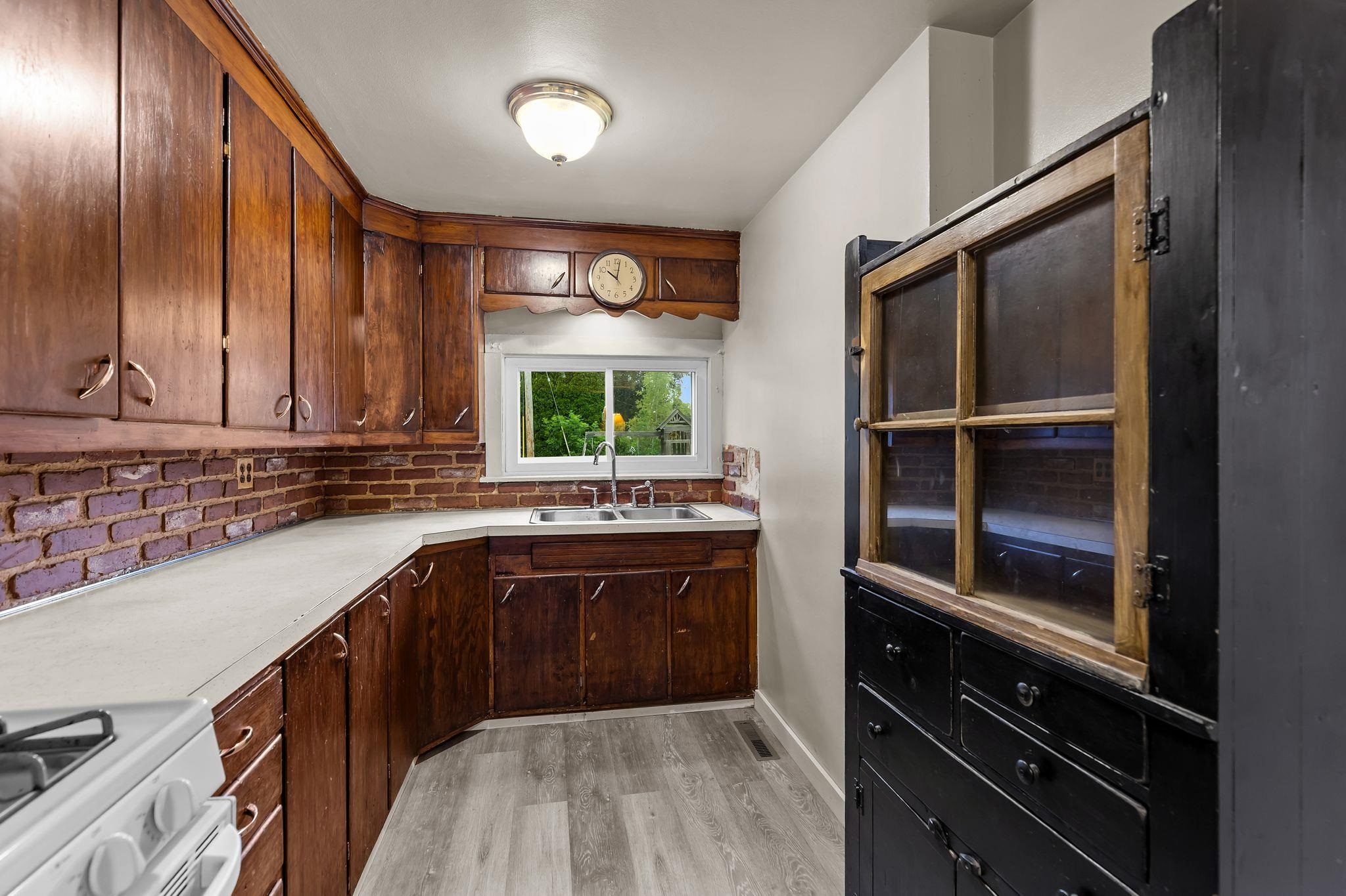 1711 North Meade Street Appleton, WI 54911 - Photo 6 of 24