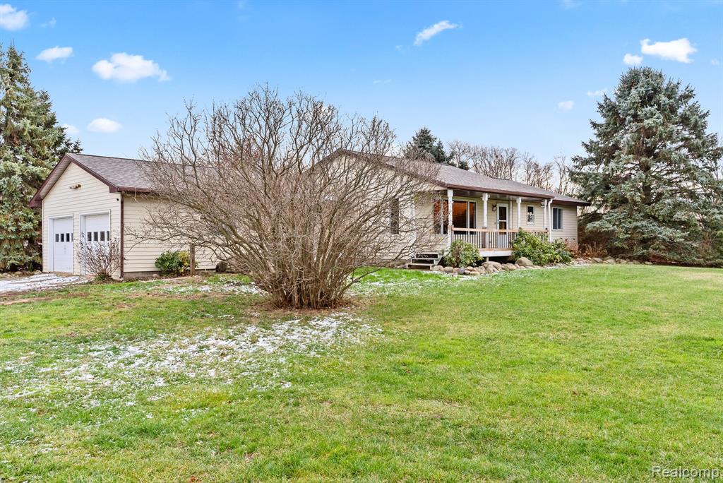 7340 Nickleplate Road Muir, MI 48860 - Photo 4 of 54