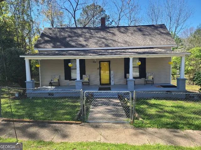$1,800 | 904 Park Avenue, LaGrange, GA 30240