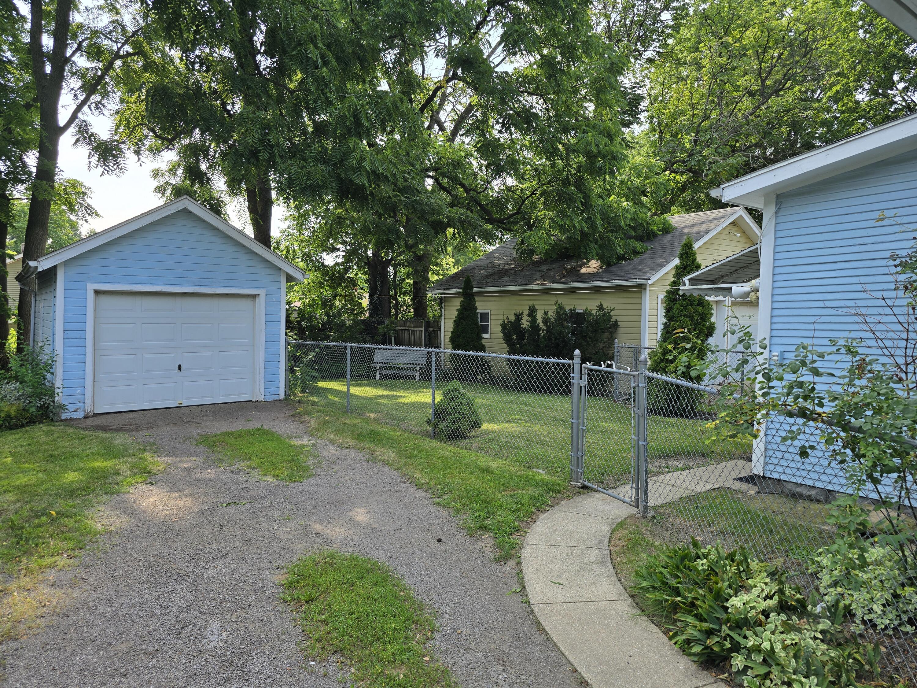 833 Backus Street Jackson, MI 49202 - Photo 37 of 41 20260715_100405