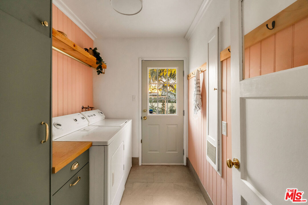 930 North Keystone Street Burbank, CA 91506 - Photo 17 of 29