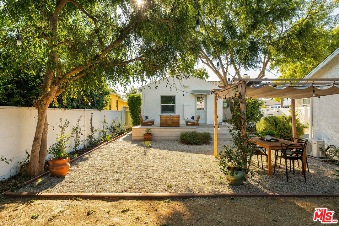 930 North Keystone Street Burbank, CA 91506 - Photo 27 of 29