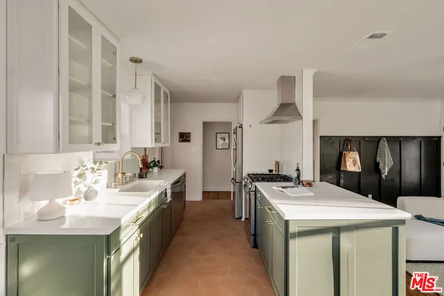 $1,300,000 | 930 North Keystone Street, Burbank, CA 91506