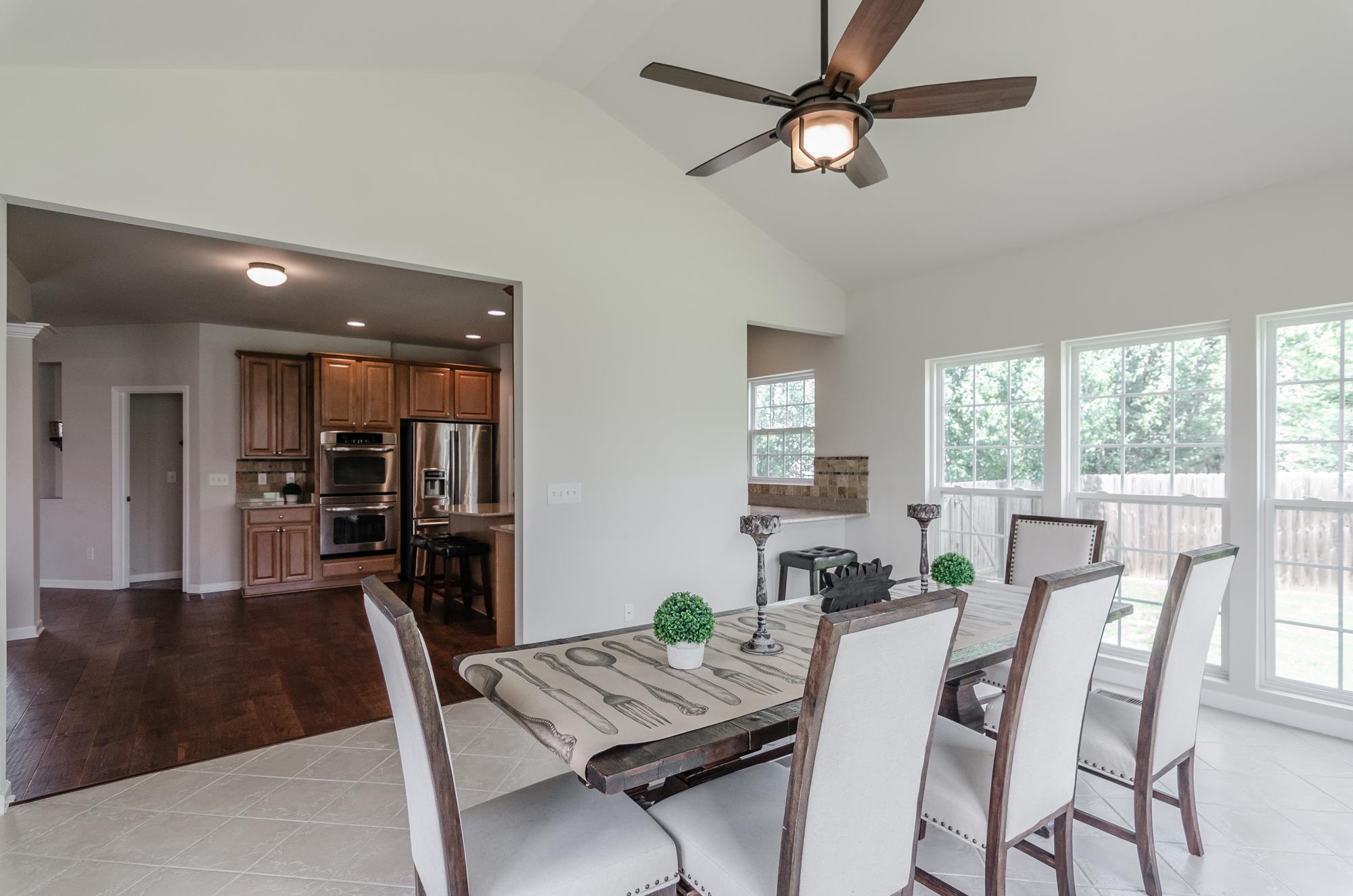1008 Queens Place Spring Hill, TN 37174 - Photo 8 of 23 Gallery Image 8