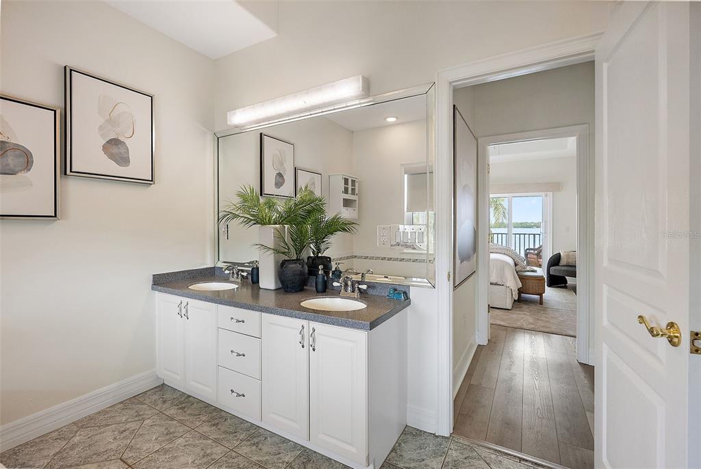 856 Bay Point Drive Madeira Beach, FL 33708 - Photo 28 of 45 Gallery Image 28