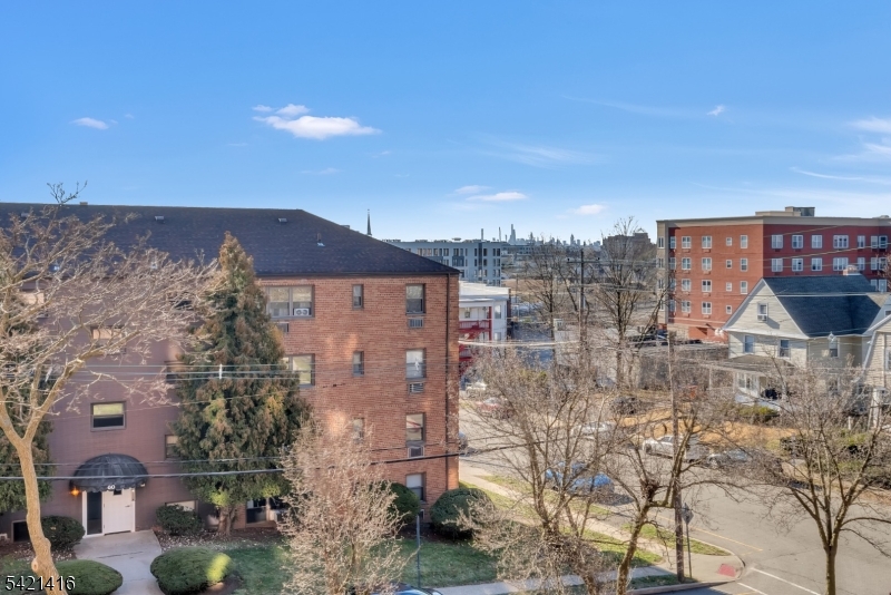 208 Anderson Street Hackensack, NJ 07601 - Photo 8 of 15