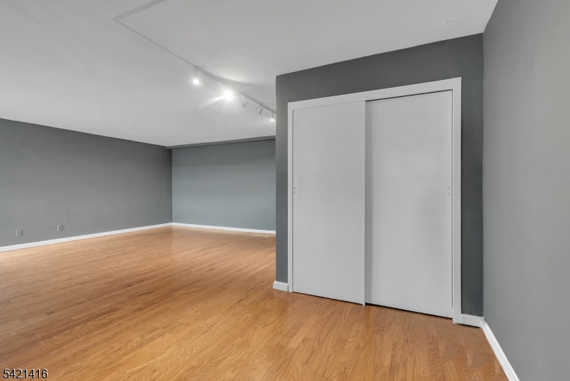 208 Anderson Street Hackensack, NJ 07601 - Photo 10 of 15