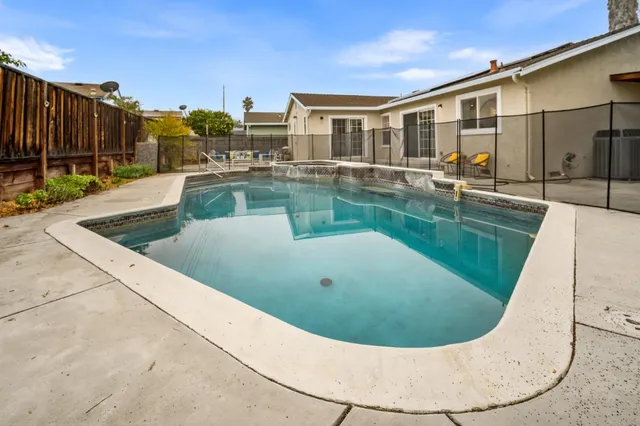 $1,498,000 | 184 Sun Blossom Drive, San Jose, CA 95123