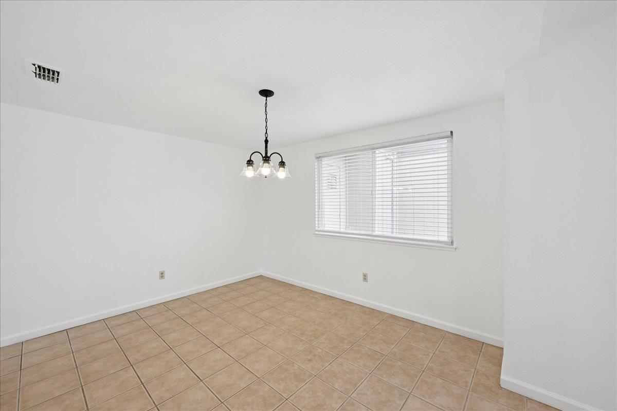 6830 Calvine Road Sacramento, CA 95823 - Photo 12 of 34