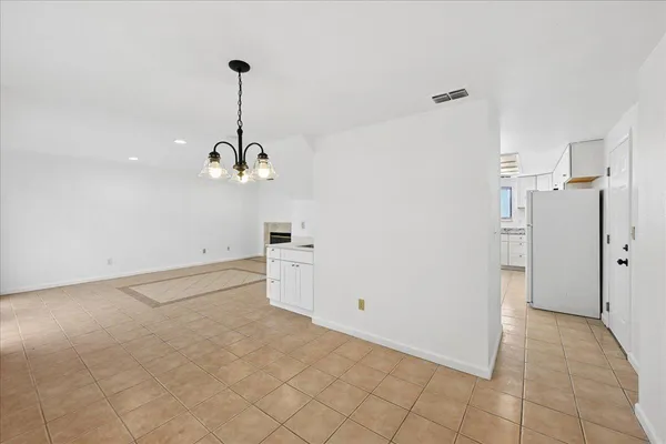 $319,950 | 6830 Calvine Road, Sacramento, CA 95823