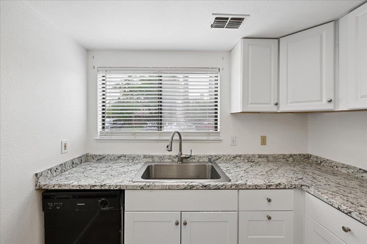 6830 Calvine Road Sacramento, CA 95823 - Photo 17 of 34