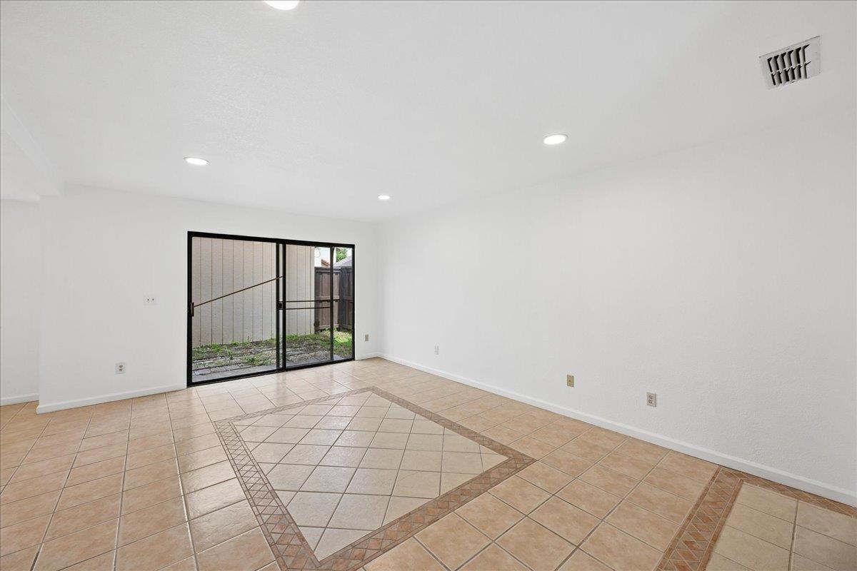 6830 Calvine Road Sacramento, CA 95823 - Photo 8 of 34