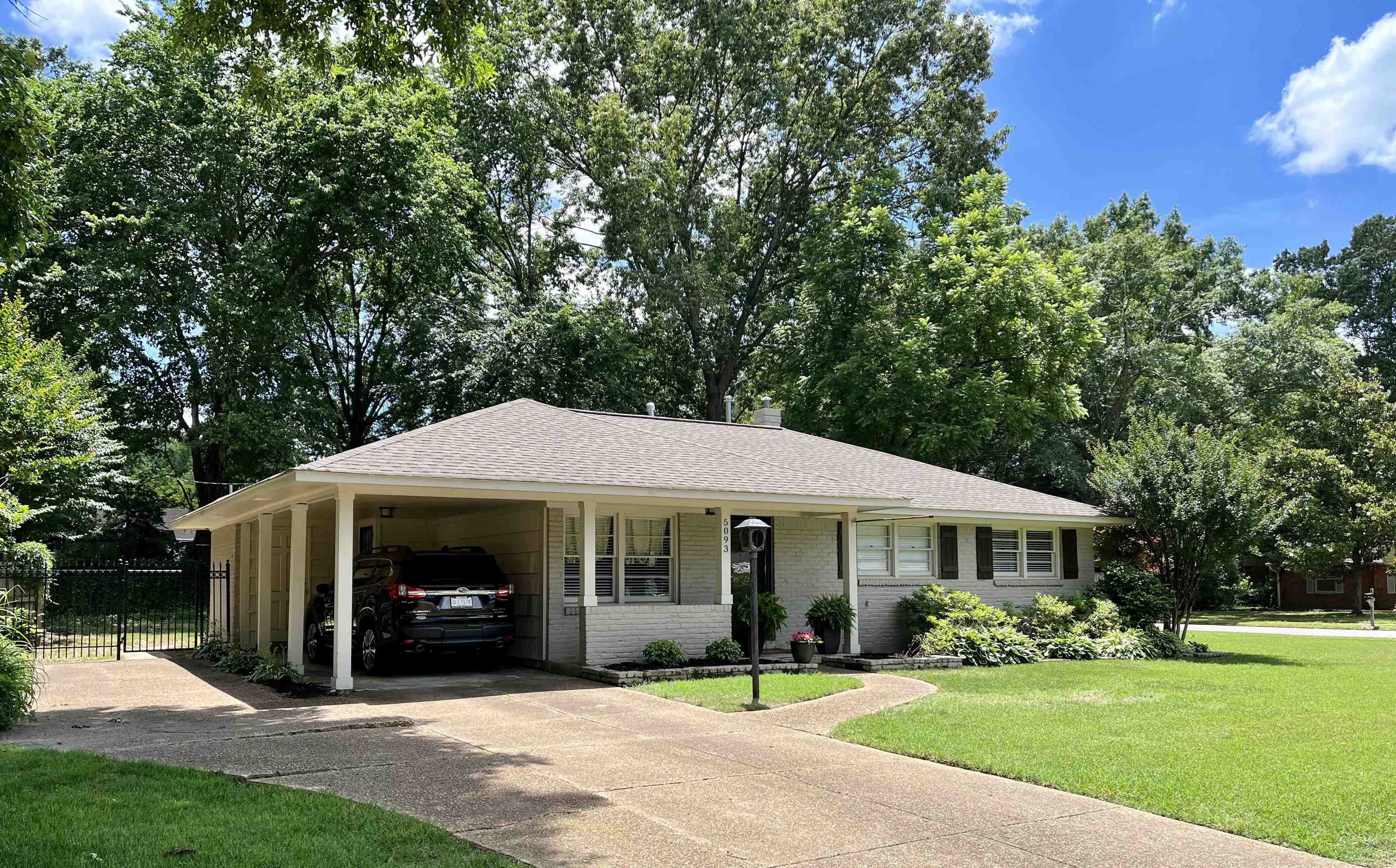 5093 Sequoia Road Memphis, TN 38117 - Photo 1 of 14 Gallery Image 1