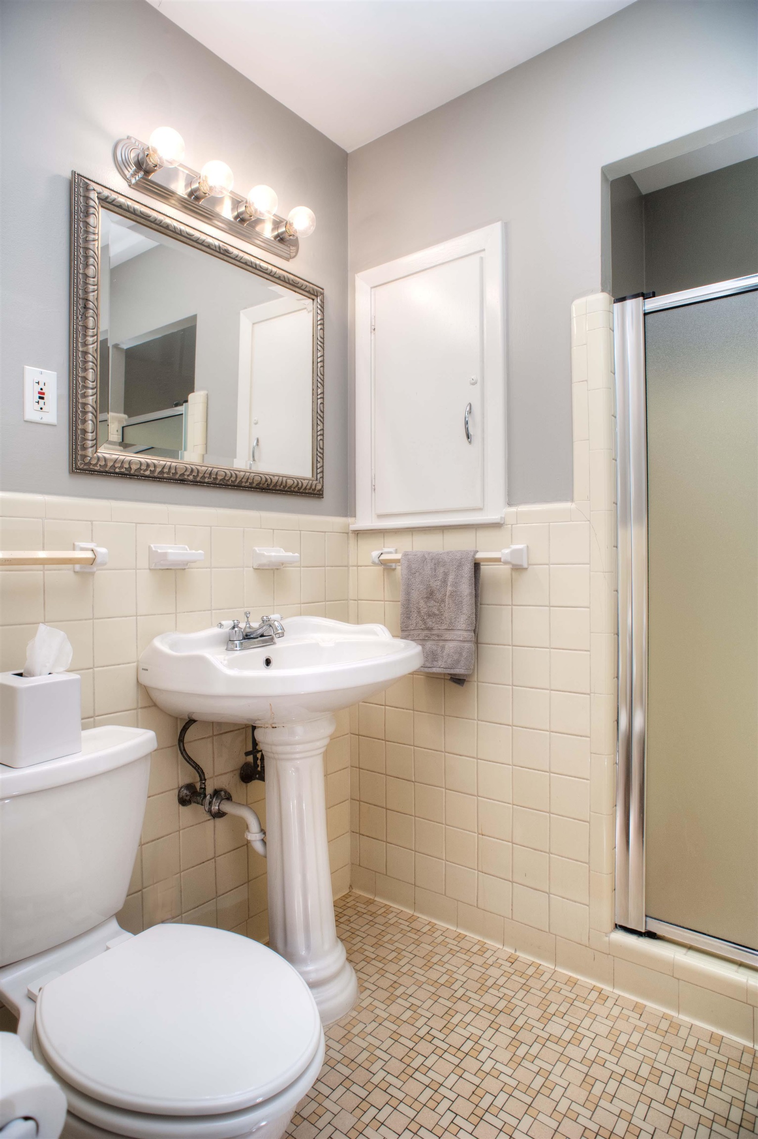5093 Sequoia Road Memphis, TN 38117 - Photo 13 of 14 Gallery Image 13