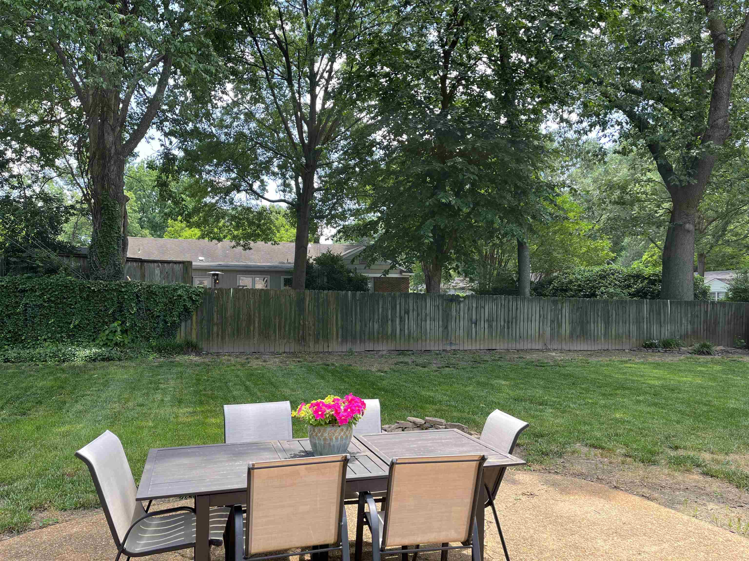 5093 Sequoia Road Memphis, TN 38117 - Photo 14 of 14 Gallery Image 14