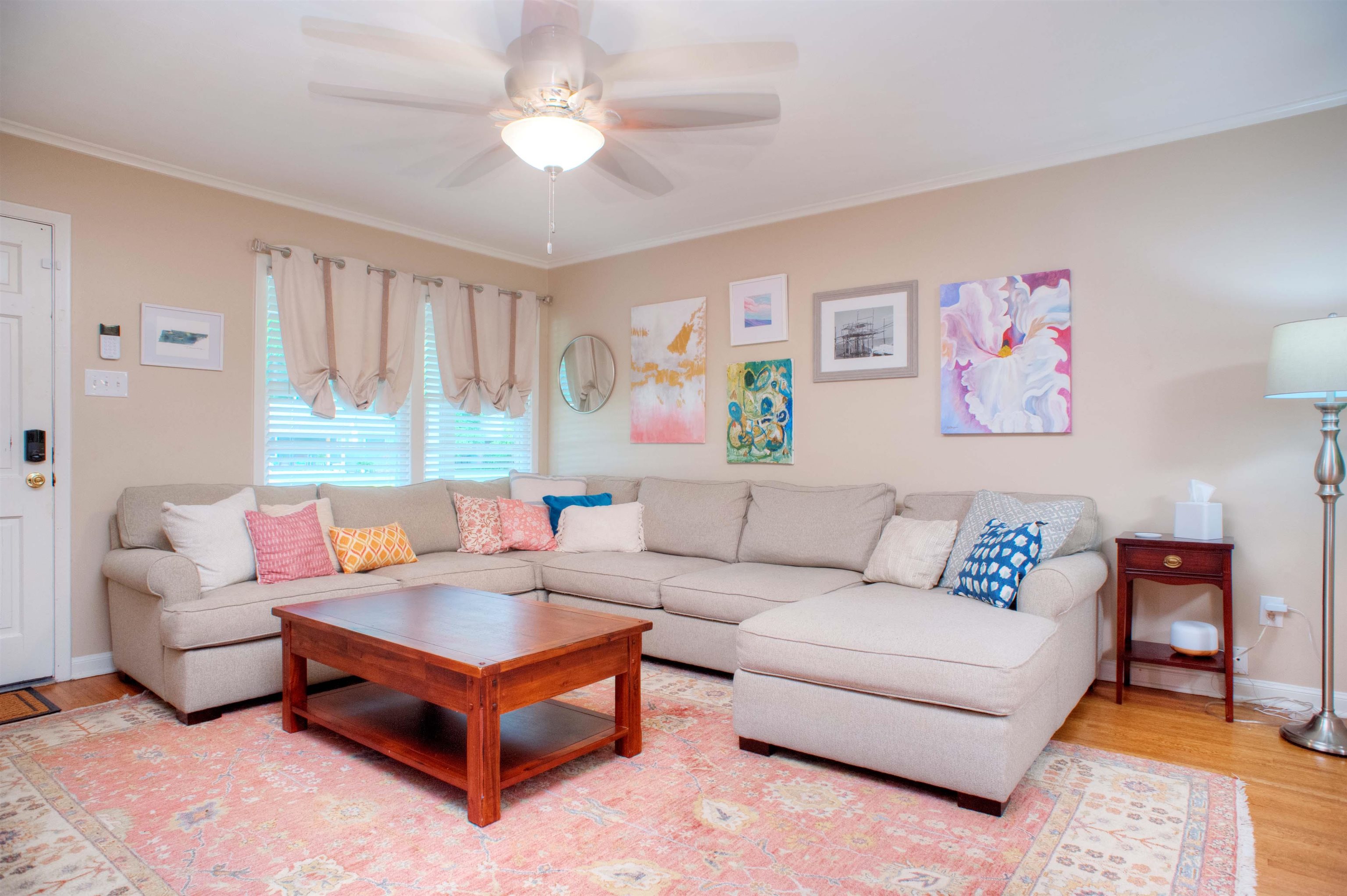 5093 Sequoia Road Memphis, TN 38117 - Photo 4 of 14 Gallery Image 4