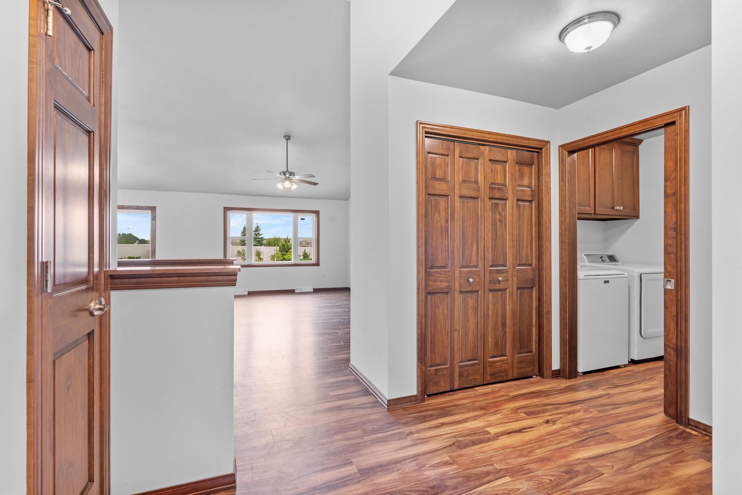 5111 North Gala Court Appleton, WI 54913 - Photo 3 of 43