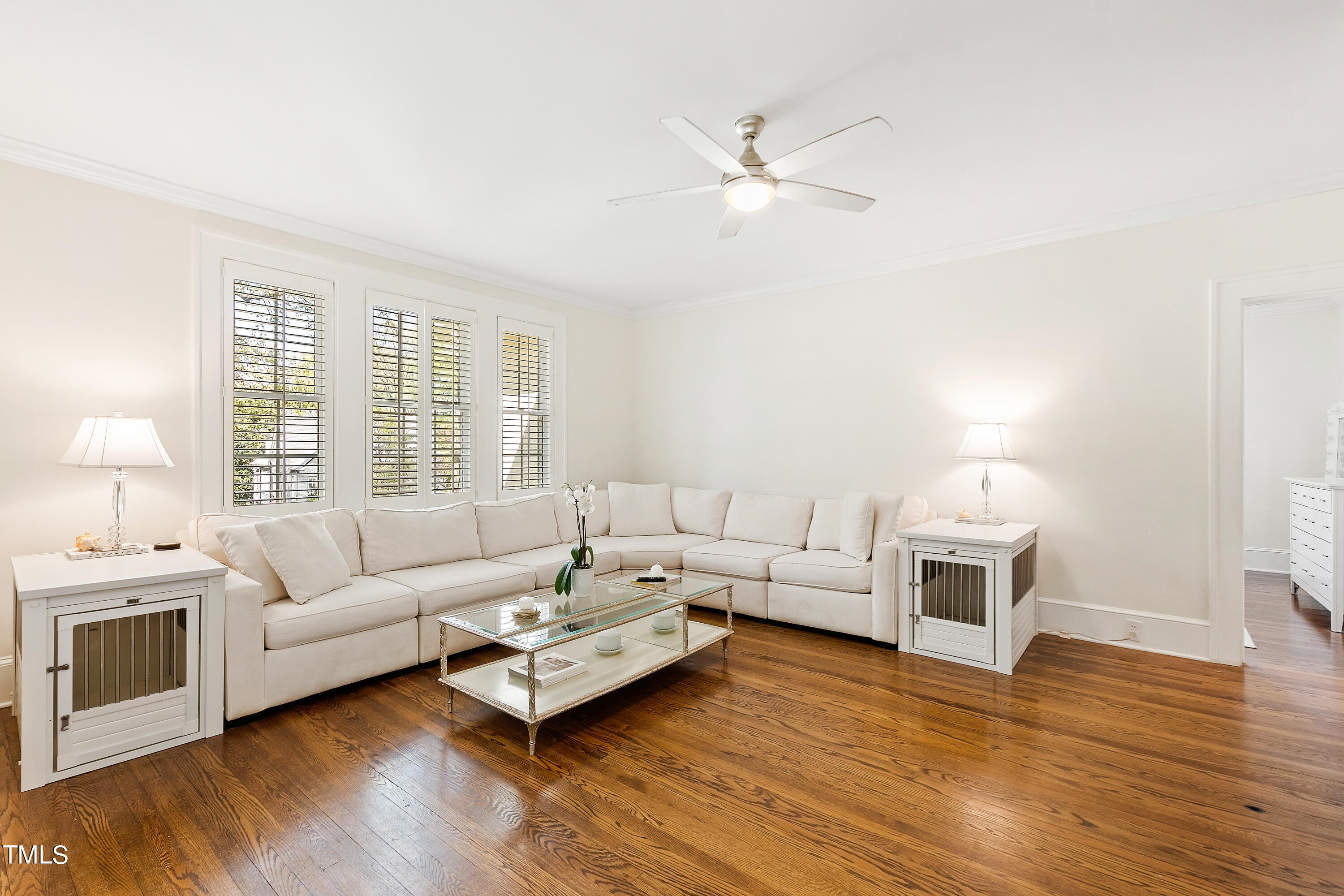 2202 Byrd Street Raleigh, NC 27608 - Photo 7 of 32 Living 3