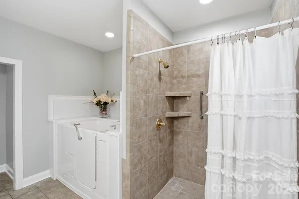 $500,000 | 1173 Bunch Drive, Statesville, NC 28677