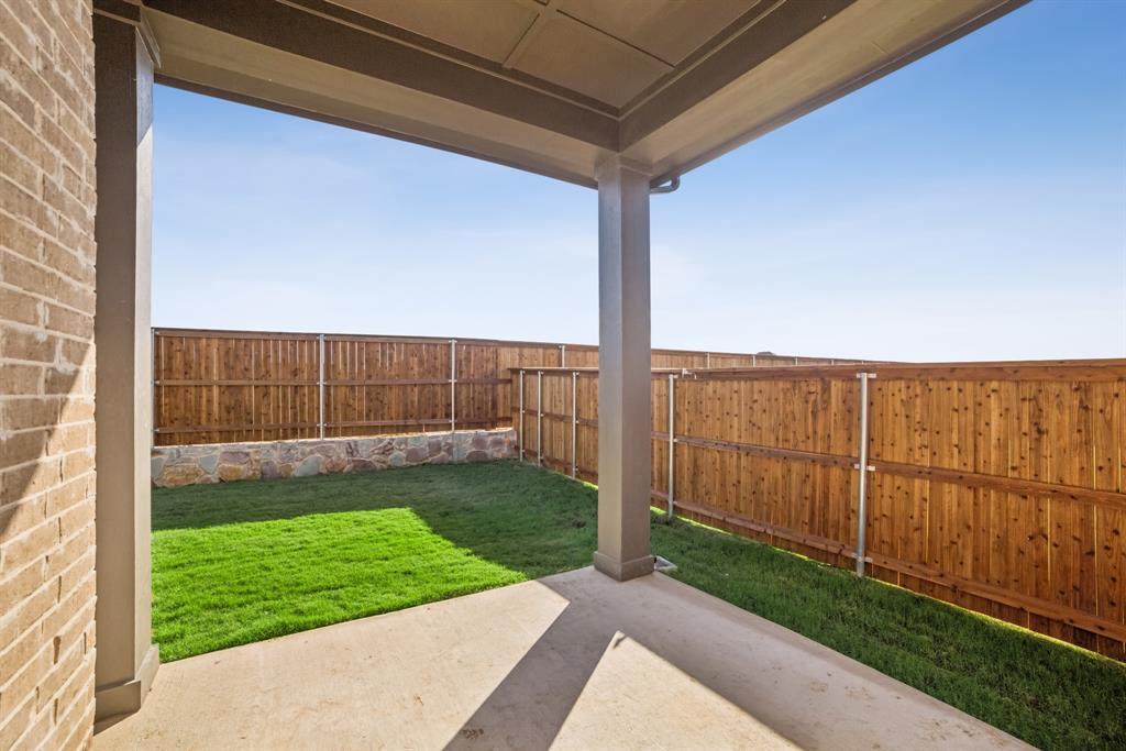 4035 Yellowstone Road Royse City, TX 75189 - Photo 3 of 27