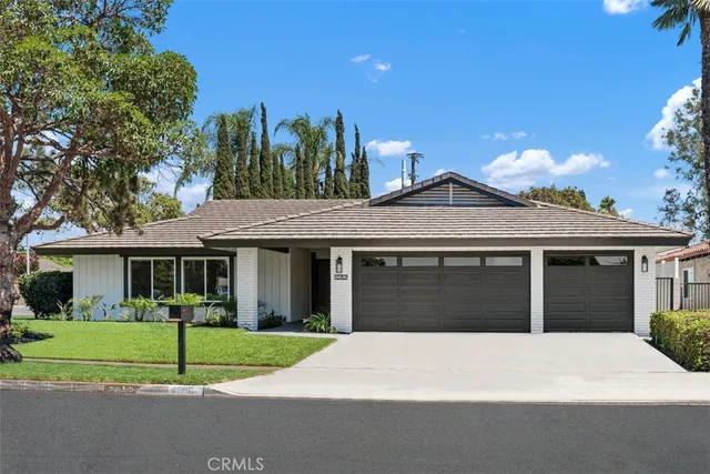 $2,279,900 | 13762 Palace Way, Tustin, CA 92780