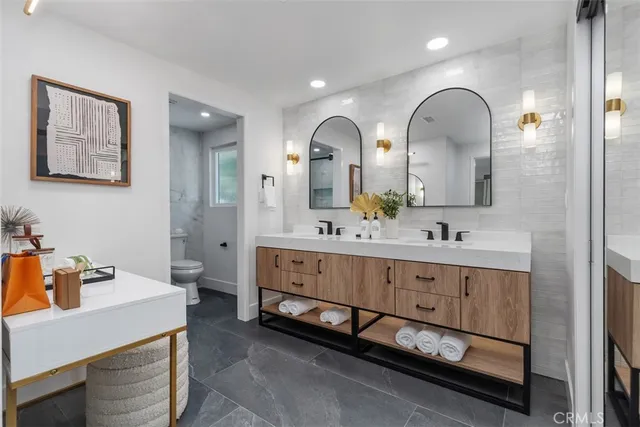 $2,279,900 | 13762 Palace Way, Tustin, CA 92780