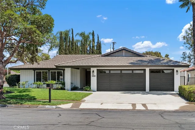 $2,279,900 | 13762 Palace Way, Tustin, CA 92780
