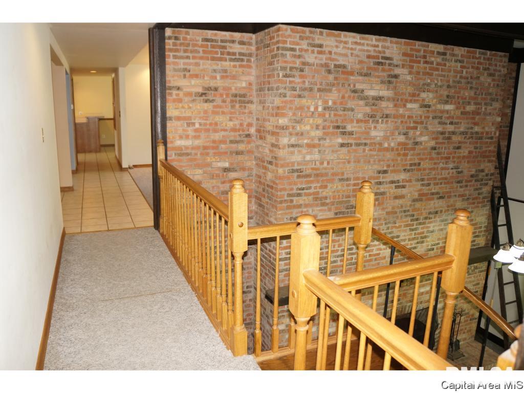 40 Country Lake Road Springfield, IL 62711 - Photo 21 of 33