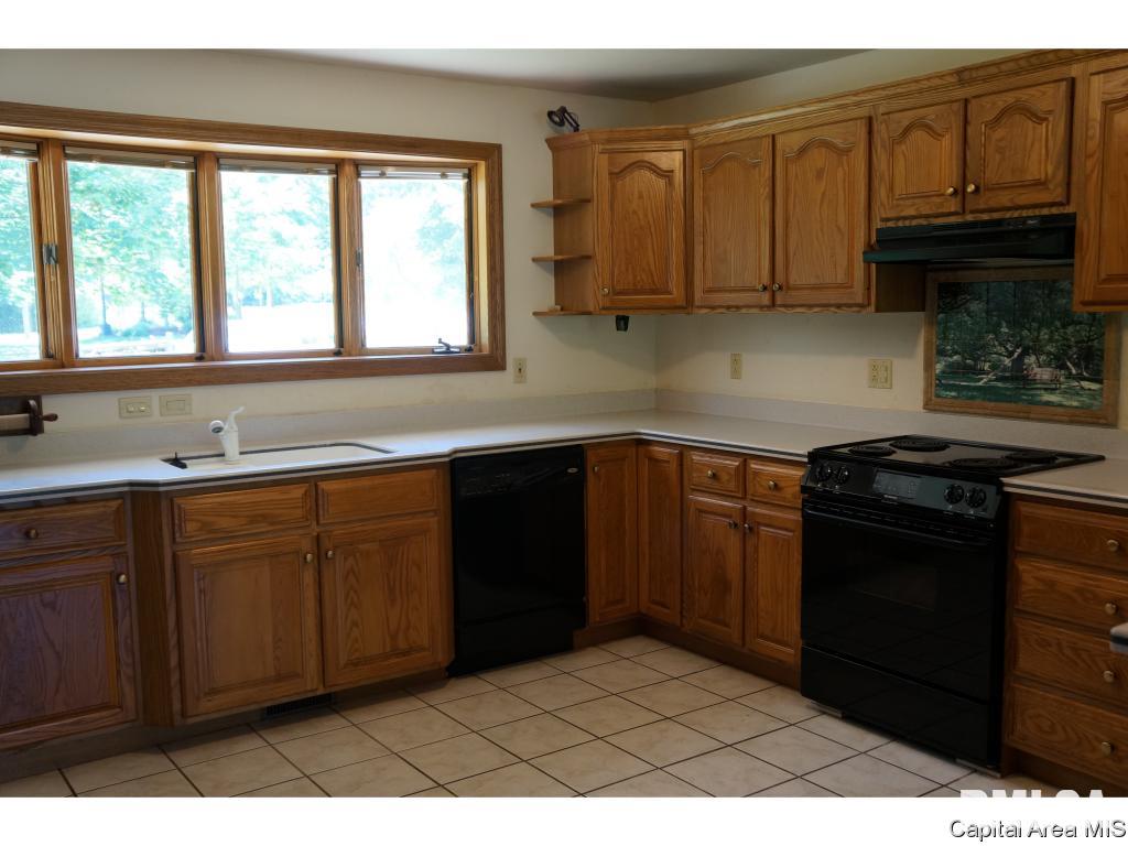40 Country Lake Road Springfield, IL 62711 - Photo 24 of 33
