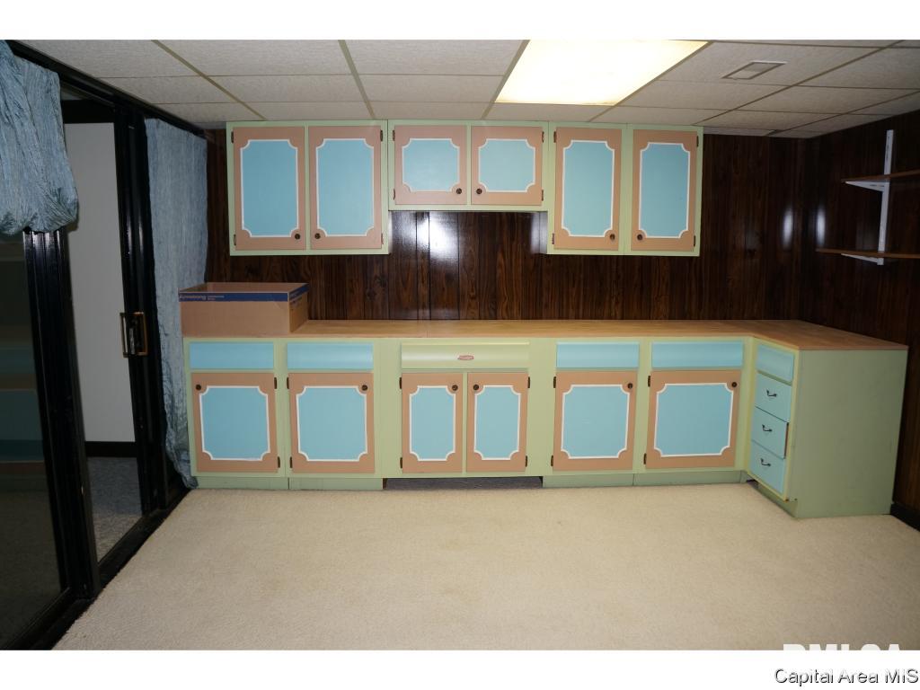 40 Country Lake Road Springfield, IL 62711 - Photo 27 of 33