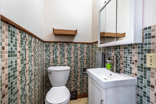 $239,900 | 414 East Division Street, Elbow Lake, MN 56531