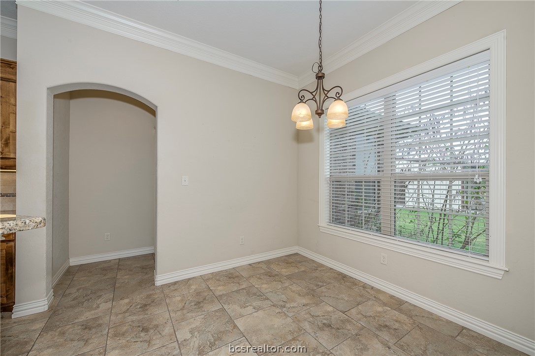 4192 WAGONWHEEL Road Bryan, TX 77808 - Photo 13 of 41
