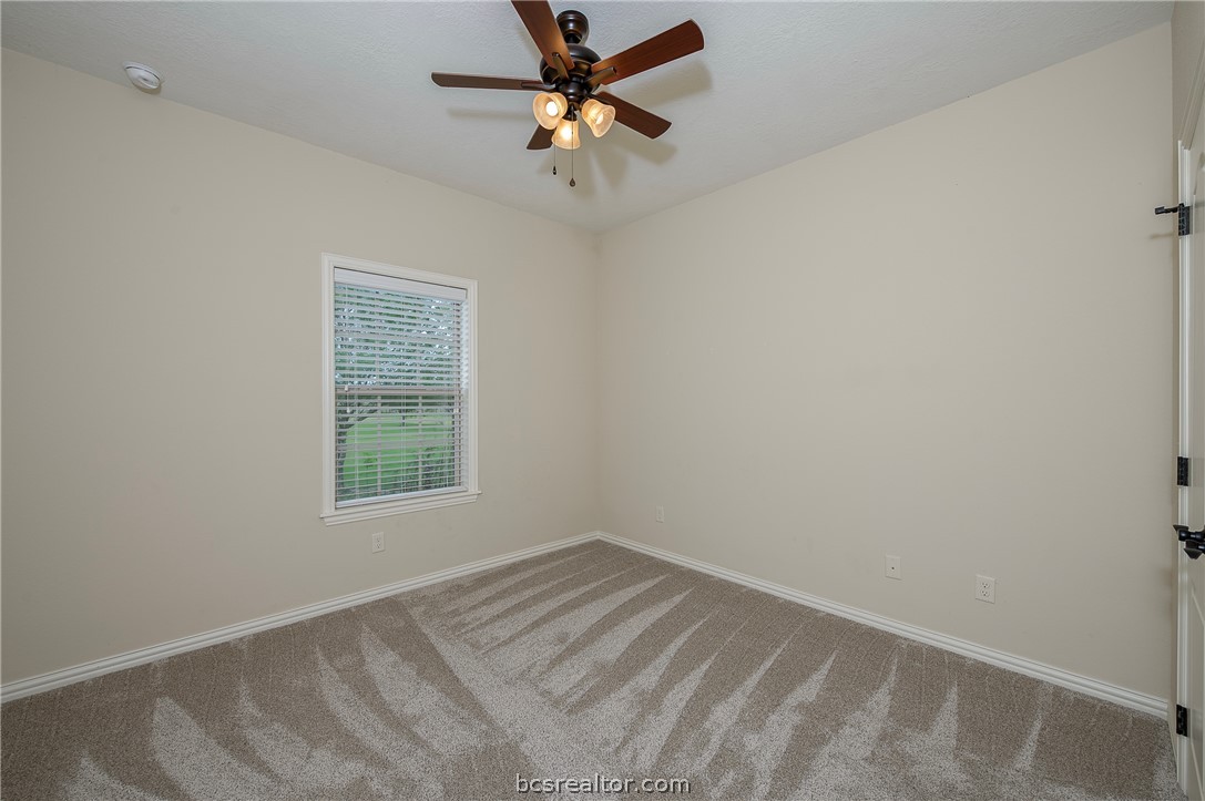 4192 WAGONWHEEL Road Bryan, TX 77808 - Photo 18 of 41