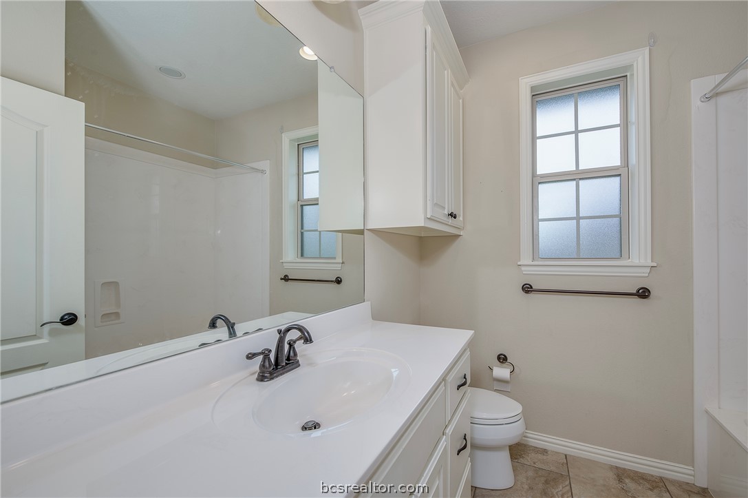 4192 WAGONWHEEL Road Bryan, TX 77808 - Photo 19 of 41