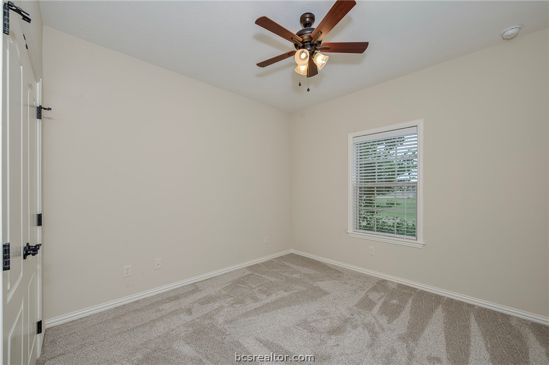 4192 WAGONWHEEL Road Bryan, TX 77808 - Photo 20 of 41