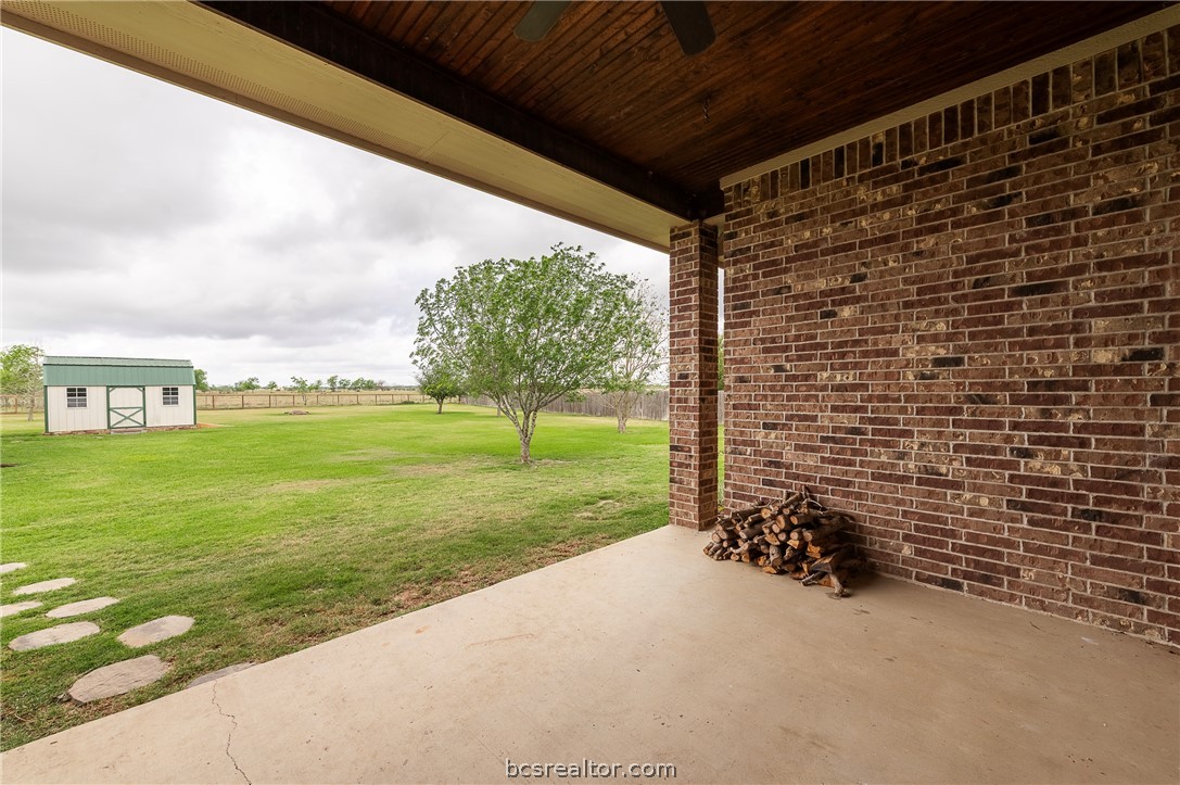 4192 WAGONWHEEL Road Bryan, TX 77808 - Photo 23 of 41