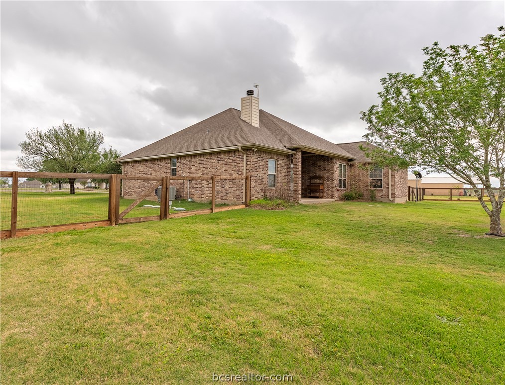 4192 WAGONWHEEL Road Bryan, TX 77808 - Photo 24 of 41