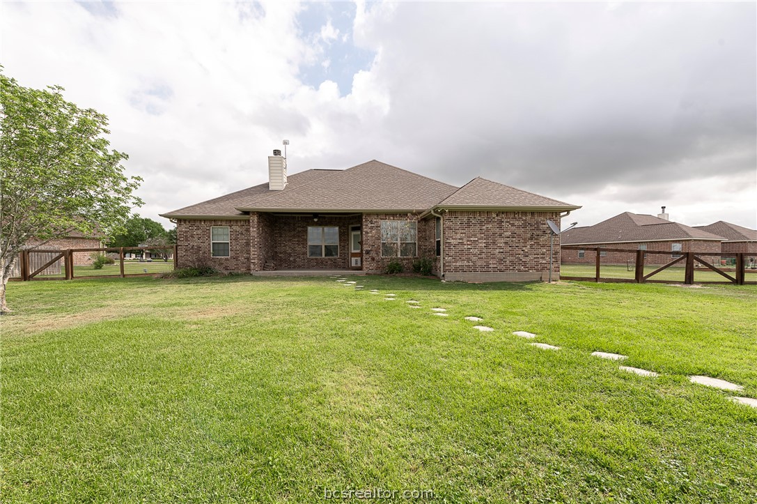 4192 WAGONWHEEL Road Bryan, TX 77808 - Photo 25 of 41