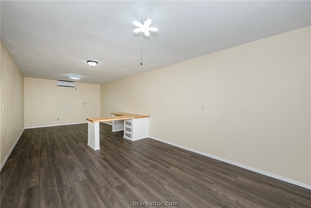 4192 WAGONWHEEL Road Bryan, TX 77808 - Photo 32 of 41