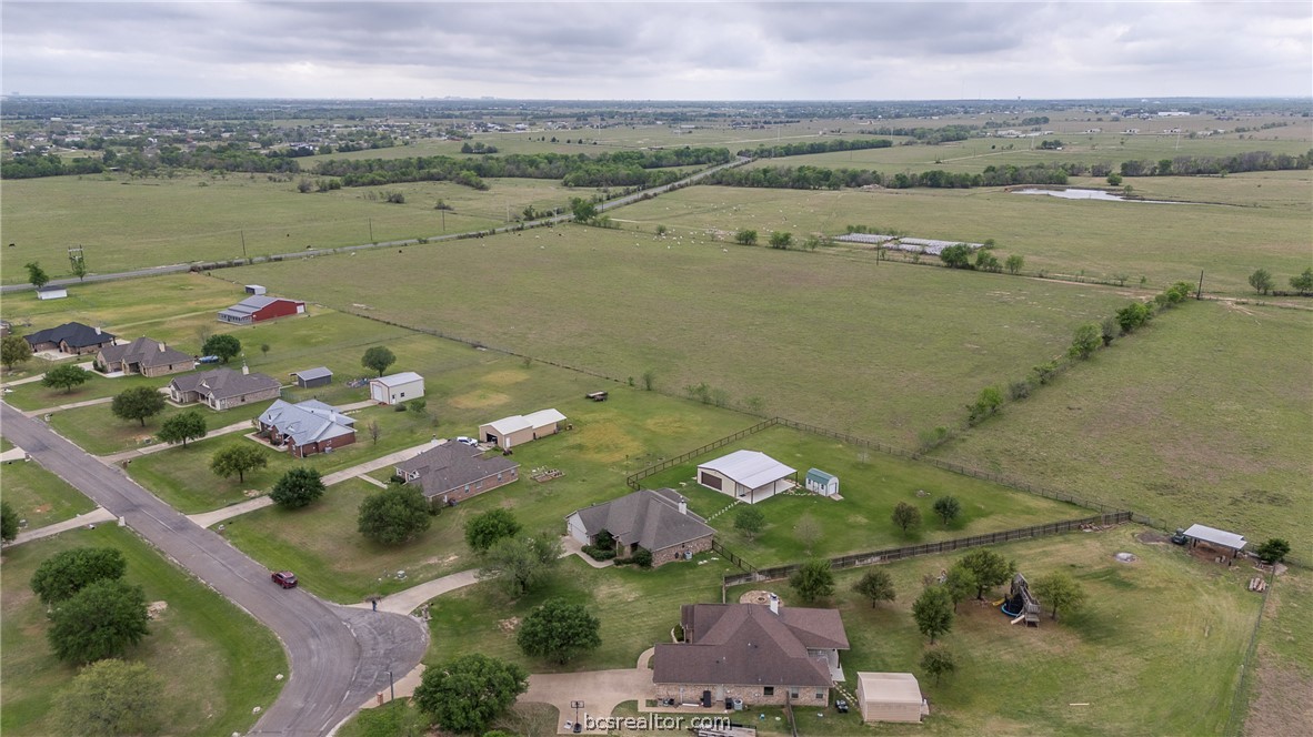 4192 WAGONWHEEL Road Bryan, TX 77808 - Photo 39 of 41