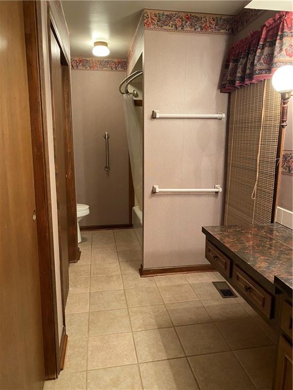 8404 Oaklandon Road Indianapolis, IN 46236 - Photo 14 of 34