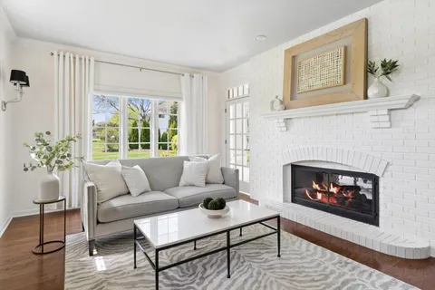 $1,350,000 | 10612 Burnham Court, Naperville, IL 60564