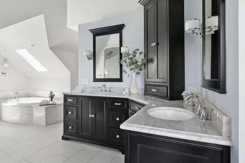 $1,350,000 | 10612 Burnham Court, Naperville, IL 60564