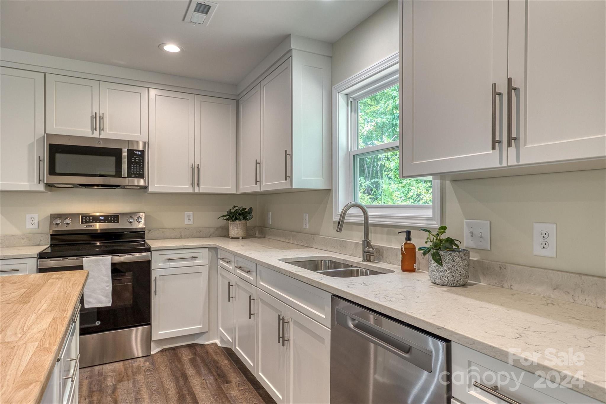 1087 Coffey Road Morganton, NC 28655 - Photo 14 of 30 Gallery Image 14